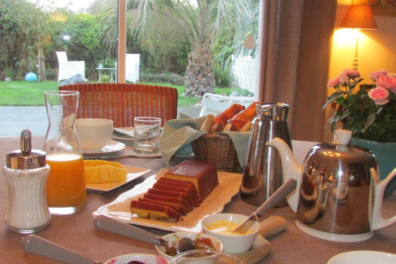 プレヌフ・ヴァル・アンドレ L'Agapanthe Bed & Breakfast エクステリア 写真